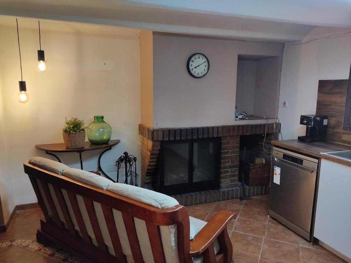 Casa Rural "Can Abres" Vilobi D'Onyar Girona Viloví de Oñar エクステリア 写真